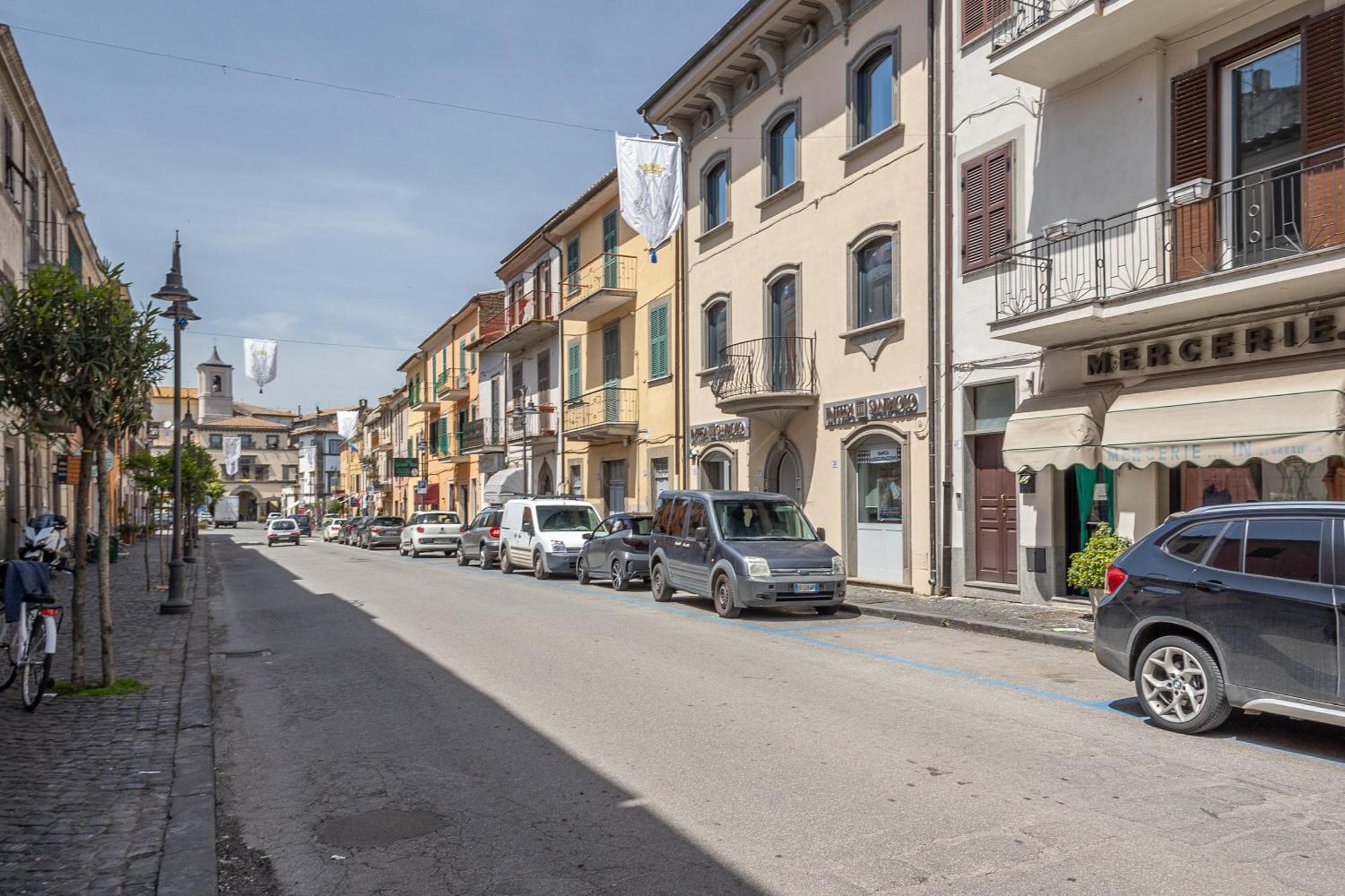 Casa Vacanze Maddalena - Palazzetto Sul Lago - Diamante Rosa 마르타 외부 사진