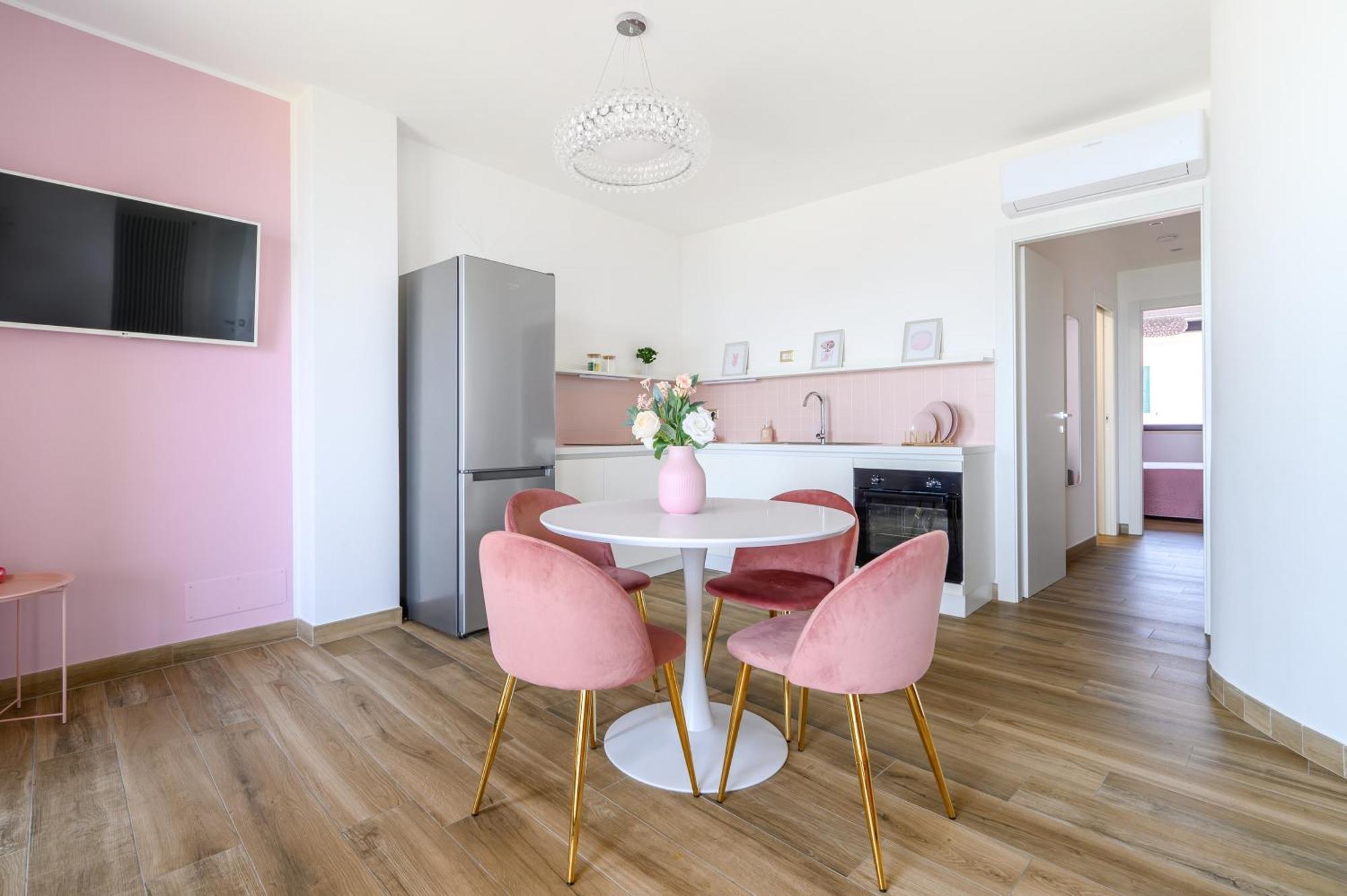 Casa Vacanze Maddalena - Palazzetto Sul Lago - Diamante Rosa 마르타 외부 사진